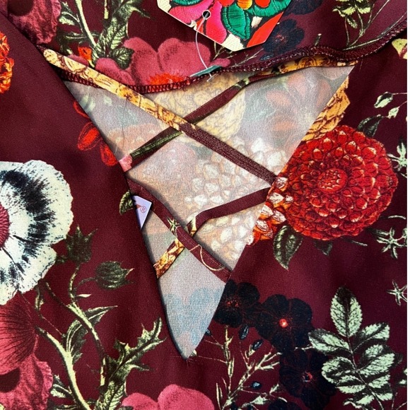 FARM Rio Fabulous Floral Blouse Size S Burgundy Long Sleeve Top NWT - Picture 4 of 10